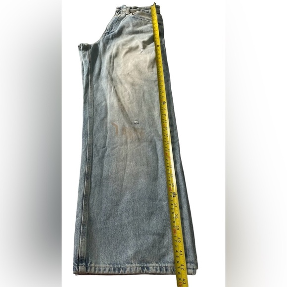 Zara women’s size30 Authentic HighWaist Baggy Distressed Denim Trendy Jeans NWT - Picture 7 of 9